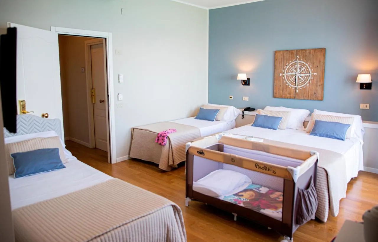 Hotel Punta Nord Est Castellammare del Golfo 3*,