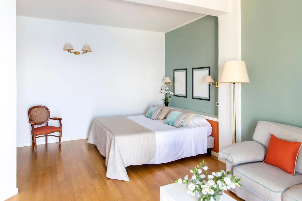 ***  Hotel Punta Nord Est Castellammare del Golfo Włochy