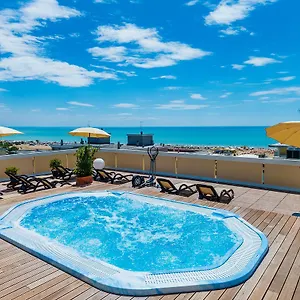 Victoria Hotel Bibione